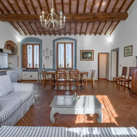 Farm stay Agresto Apartments, Pool, Siena Hills Casole d'Elsa