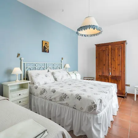 Farm stay Agresto Apartments, Pool, Siena Hills *