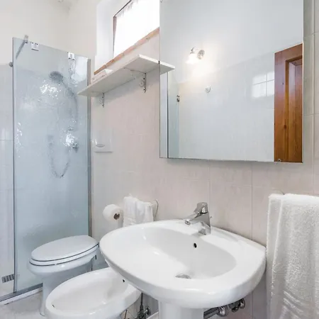 Agresto Apartments, Pool, Siena Hills